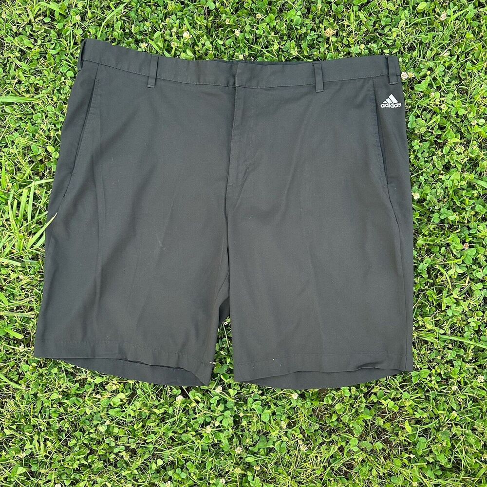 Adidas Shorts Mens Size 42 Black Flat Front Chino Polyester Casual Athletic
